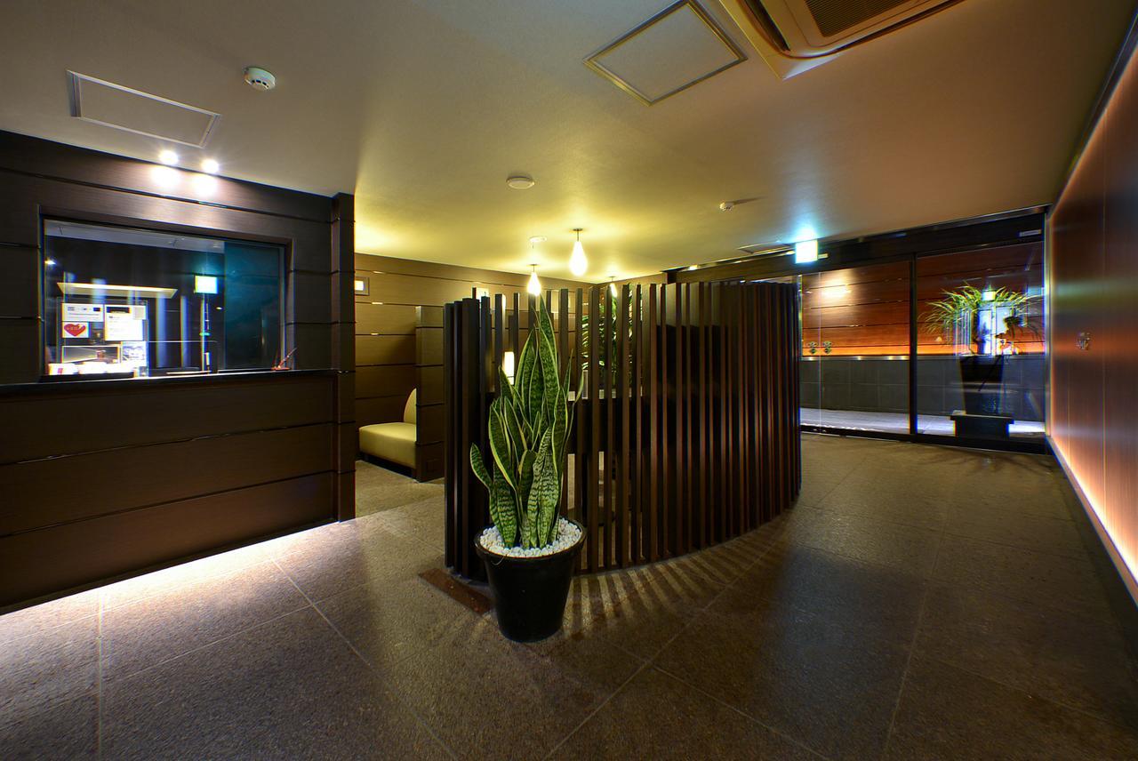 Отель Aroma+ (Adults Only) Токио Экстерьер фото